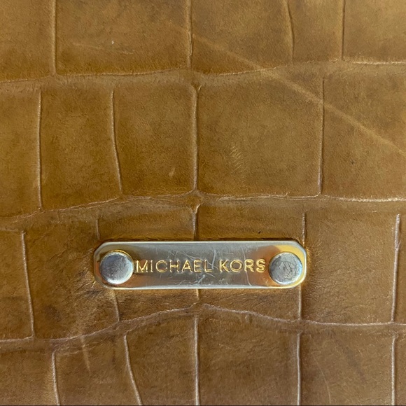 MICHAEL KORS Bow Accented Embossed Leather Clutch - Picture 6 of 6